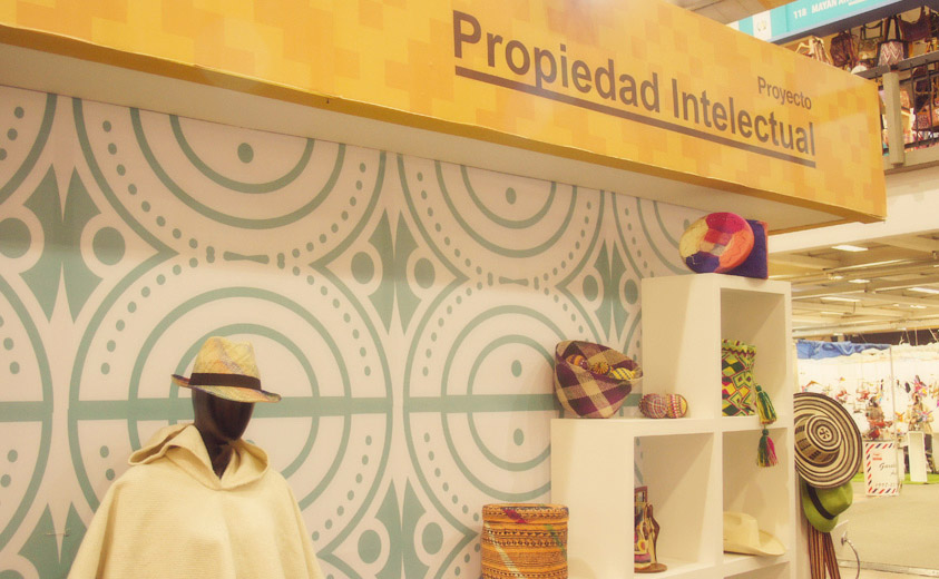 Stand Propiedad Intelectual Expoartesanías 2014