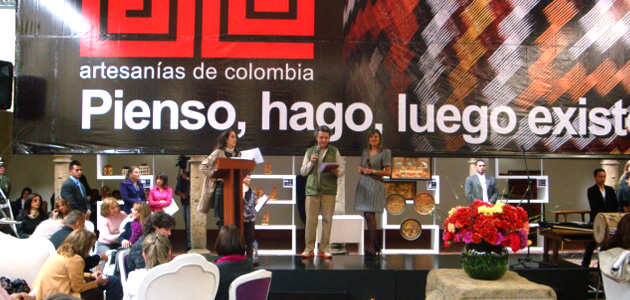 Entrega de la Medalla a la Maestría Artesanal 2011