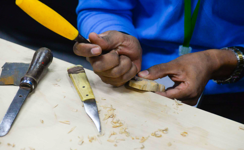 Taller de oficio en Medellín. Máscaras del Carnaval de Barranquilla