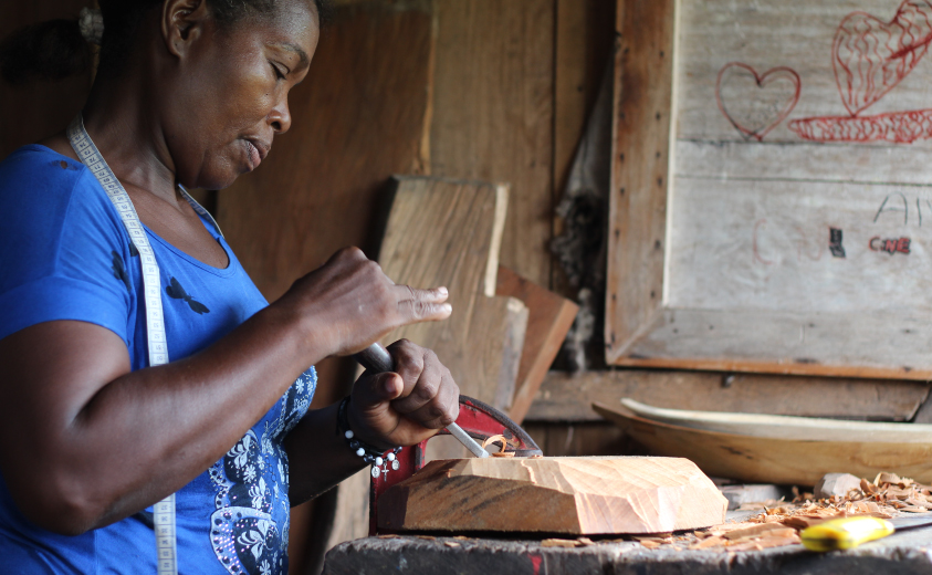 La artesana Dilia María Cundumí en su taller