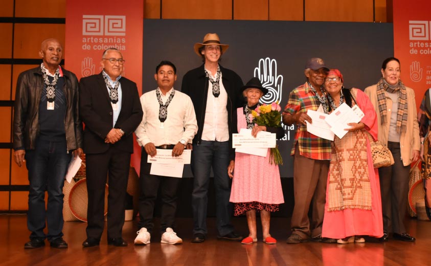 Artesanos ganadores de la Medalla a la Maestría Artesanal 2019