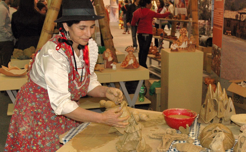 Taller de cerámica con la Maestra Rosa María Jerez